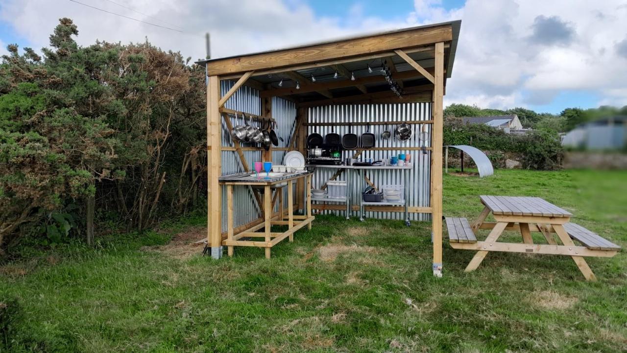 Cornish Skies Glamping Pool Exterior foto