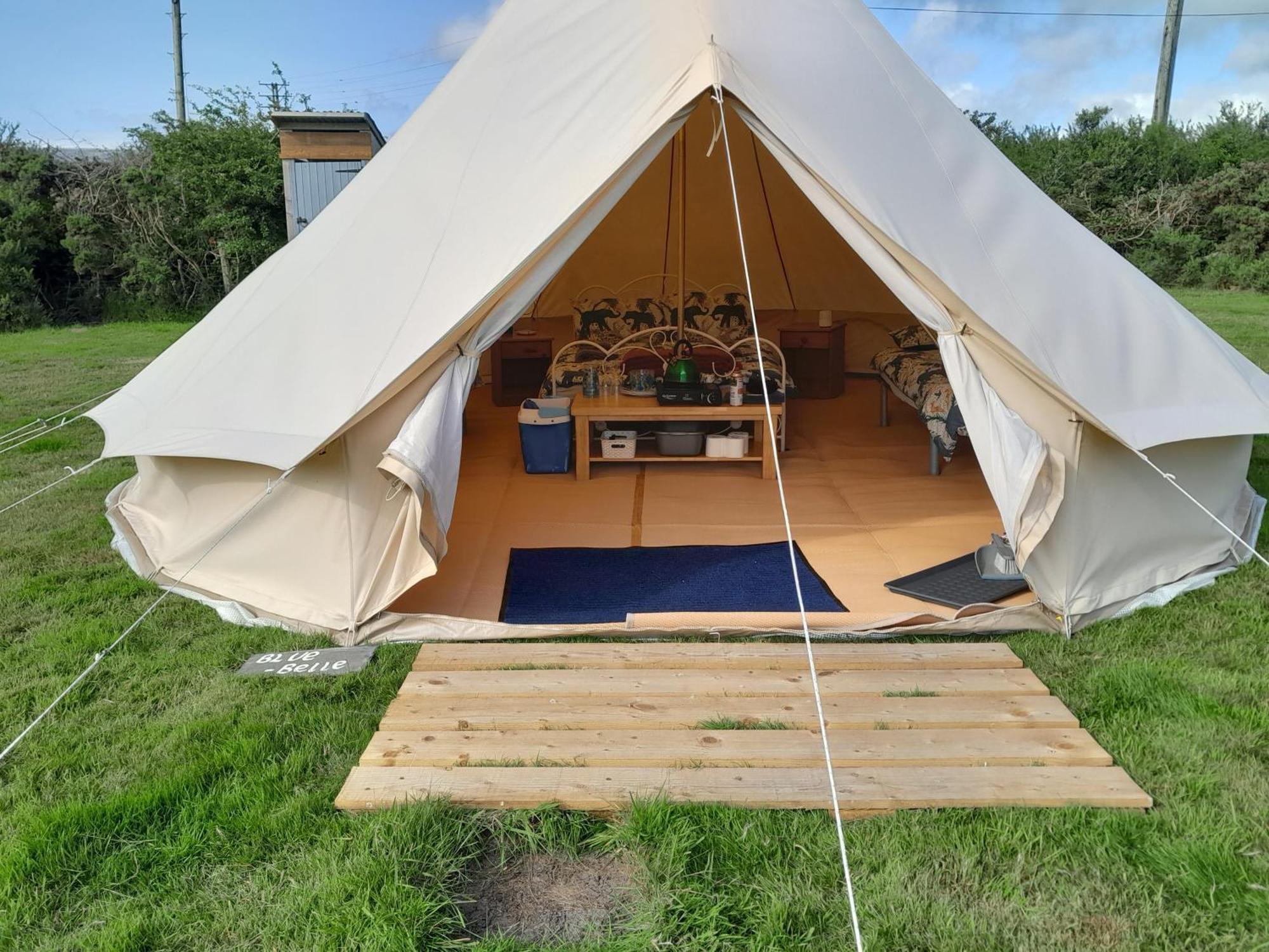 Cornish Skies Glamping Pool Exterior foto